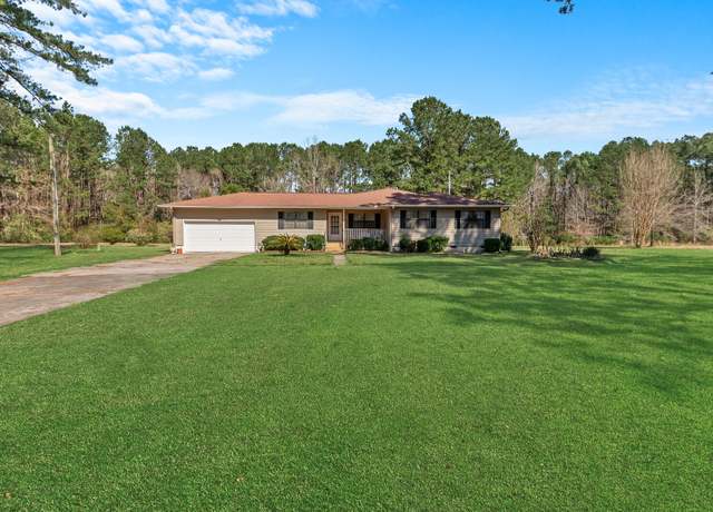 Property at 102 Wright Ln, Goose Creek, SC 29445, 4 beds, 3 baths