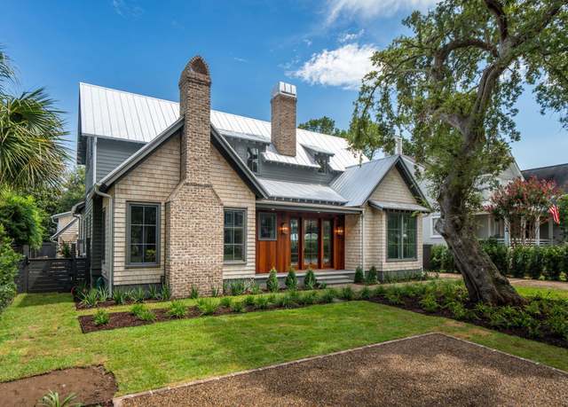 Property at 1472 Cleary Ln, Mount Pleasant, SC 29464, 4 beds, 4.5 baths