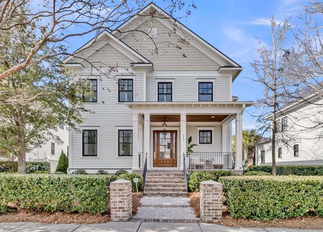 Property at 213 Amberjack Ln, Charleston, SC 29492, 5 beds, 5.5 baths