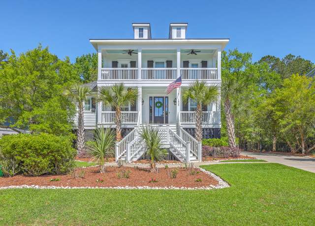 Property at 1535 Capel St, Mount Pleasant, SC 29466, 6 beds, 5 baths