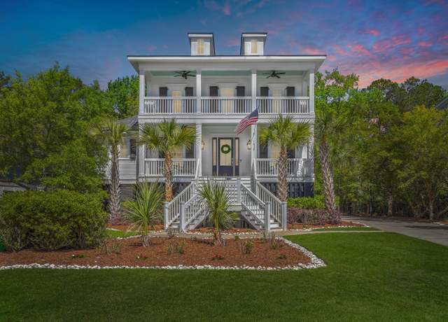 Property at 1535 Capel St, Mount Pleasant, SC 29466, 6 beds, 5 baths