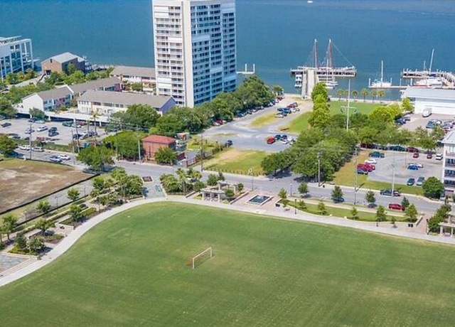 Property at 330 Concord St Unit Th 9, Charleston, SC 29401, 2 beds, 2.5 baths