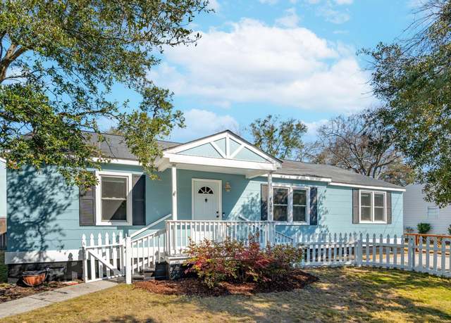 Property at 1079 Lockhart St, North Charleston, SC 29405, 4 beds, 2 baths