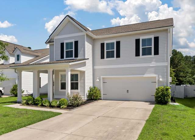 Property at 425 W Respite Ln, Summerville, SC 29483, 4 beds, 2.5 baths