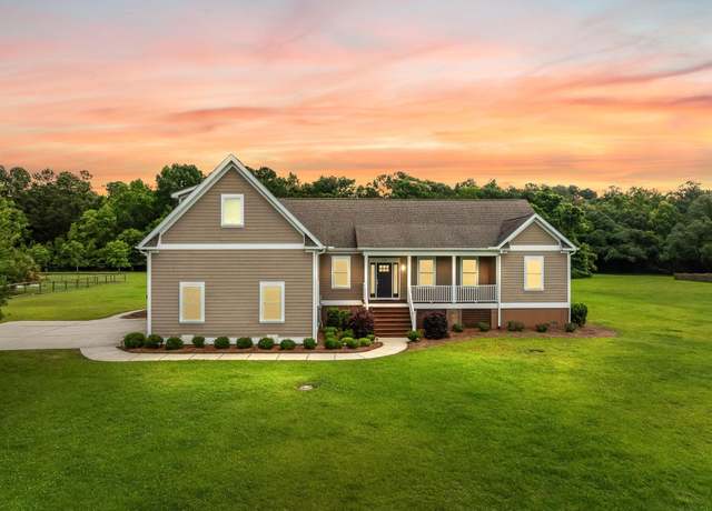 Property at 727 Sonny Boy Ln, Johns Island, SC 29455, 3 beds, 2 baths