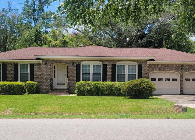 Property at 5 Lampton Rd, Charleston, SC 29407, 4 beds, 2 baths