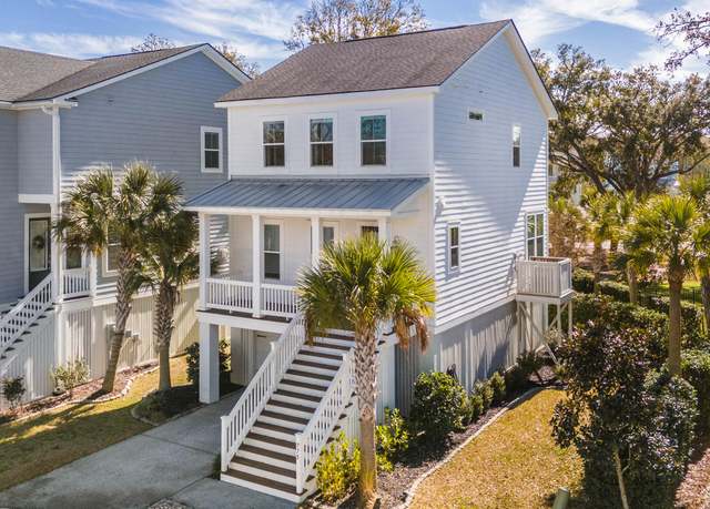 Property at 775 Forrest Dr, Charleston, SC 29492, 3 beds, 2.5 baths