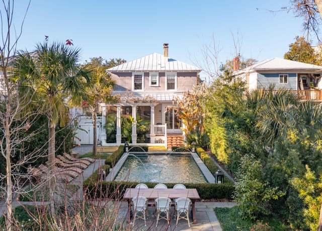 Property at 17 Bennett St, Charleston, SC 29401, 4 beds, 3.5 baths