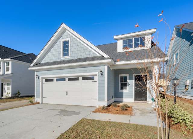 Property at 425 Grove End Rd, Moncks Corner, SC 29461, 3 beds, 2.5 baths