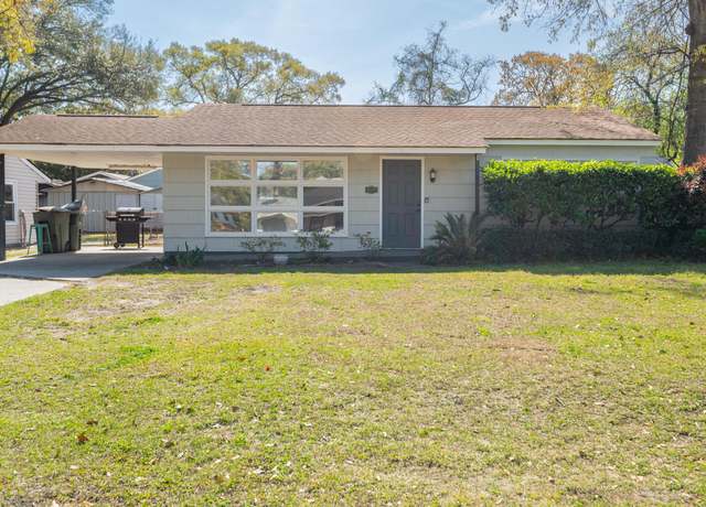 Property at 1230 Hawthorne Cir, Hanahan, SC 29410, 3 beds, 1 bath