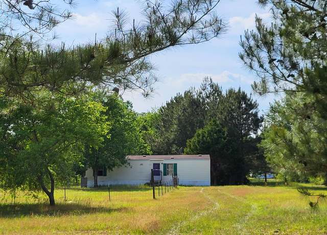 Property at 262 Rodeo Dr, Eutawville, SC 29048, 2 beds, 1 bath