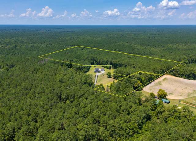 Property at 525 Von Hollen Rd, Bonneau, SC 29431