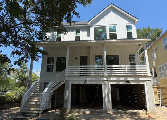 Property at 1340 Lucinda St, Mount Pleasant, SC 29466, 4 beds, 3.5 baths