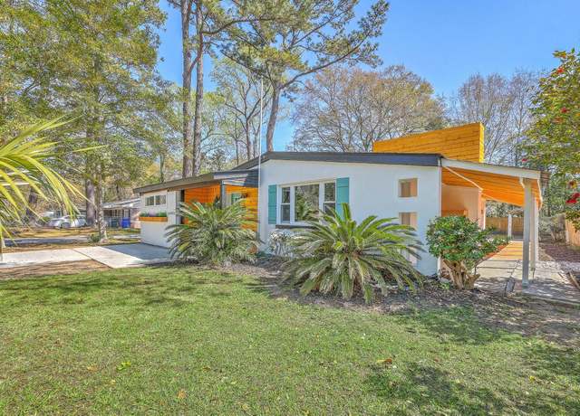 Property at 32 Briarcliff Dr, Charleston, SC 29407, 4 beds, 2 baths