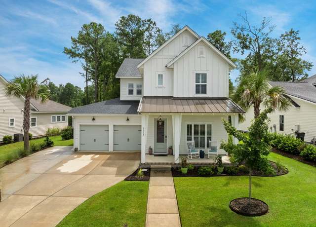Property at 1314 Harriman Ln, Charleston, SC 29492, 4 beds, 3.5 baths