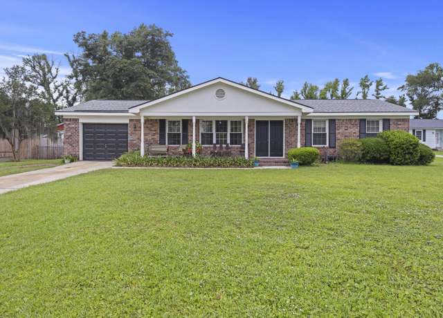 Property at 212 Columbia Dr, Ladson, SC 29456, 3 beds, 2 baths