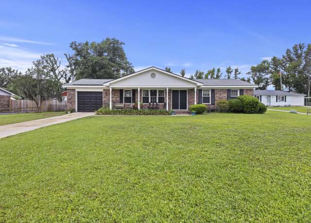 Property at 212 Columbia Dr, Ladson, SC 29456, 3 beds, 2 baths