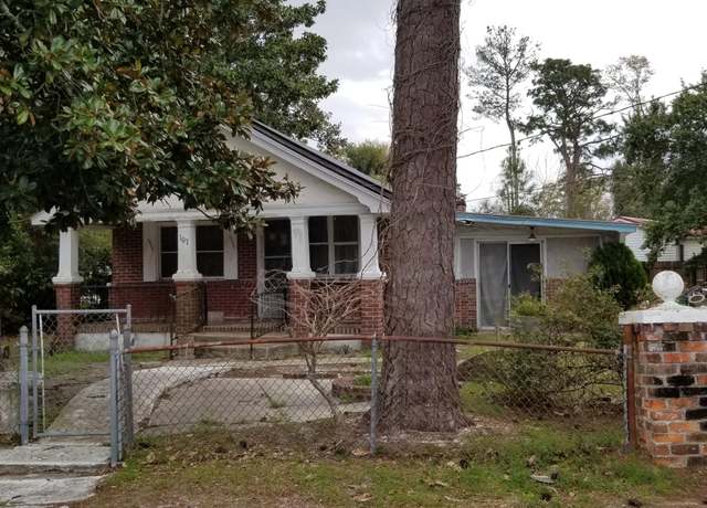 Property at 107 Grant St, Walterboro, SC 29488, 3 beds, 1 bath
