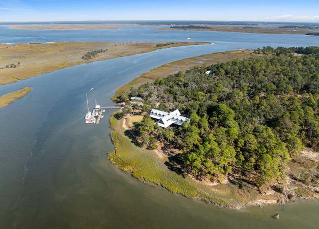 Property at 12 Beachview Ln, Edisto Island, SC 29438