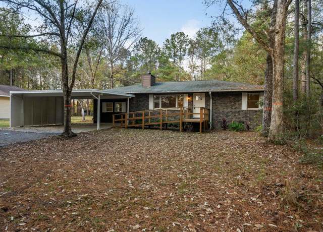 Property at 298 Summerset Ln, Summerville, SC 29483, 3 beds, 2 baths