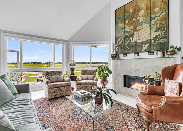 Property at 250 Little Oak Island Dr, Folly Beach, SC 29439, 3 beds, 3 baths