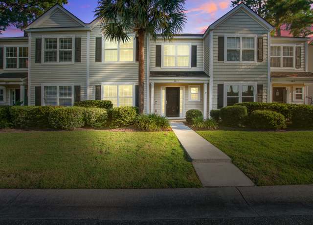 Property at 4818 Willow Brook Ln, Summerville, SC 29485, 4 beds, 2.5 baths