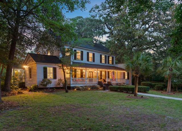 Property at 516 Central Ave, Summerville, SC 29483, 5 beds, 3.5 baths