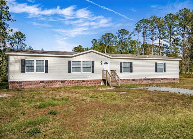 Property at 122 Rambo Dr, Summerville, SC 29483, 4 beds, 2 baths