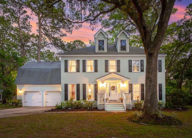 Property at 595 Crowned Kinglet Retreat, Charleston, SC 29412, 4 beds, 2.5 baths
