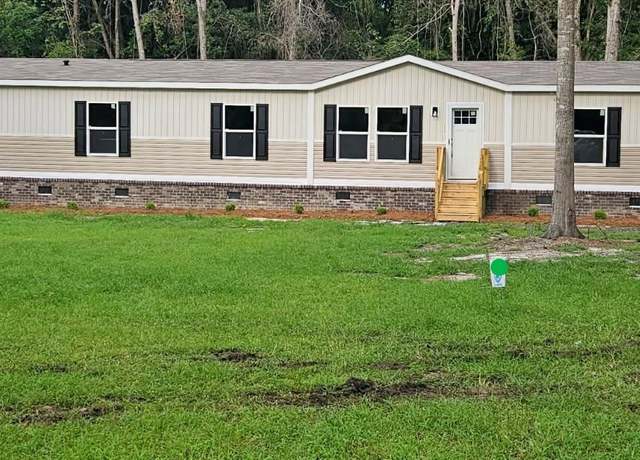 Property at 117 Martin Dr, Eutawville, SC 29048, 4 beds, 2 baths