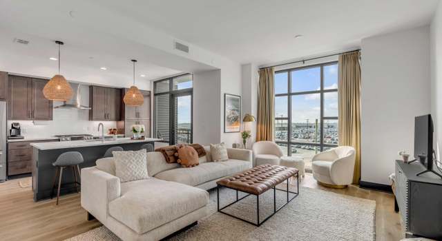 Photo of 5 Gadsdenboro St #410, Charleston, SC 29401