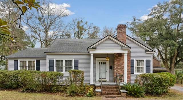 Photo of 105 S Palmetto St, Summerville, SC 29483