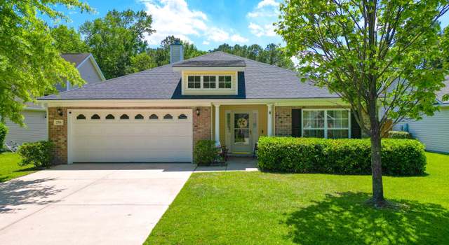 Photo of 236 Everwood Ct, Moncks Corner, SC 29461