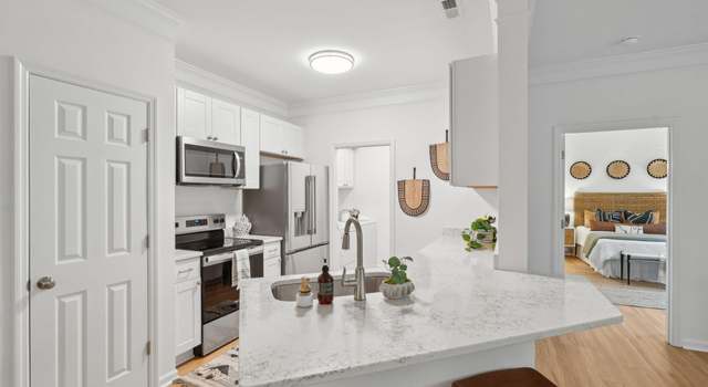 Photo of 1591 Cambridge Lakes Dr Unit 204e, Mount Pleasant, SC 29464