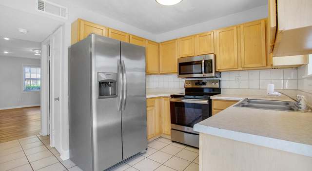 Photo of 21 Rivers Point Row Unit 14d, Charleston, SC 29412