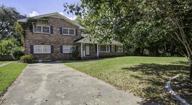 Photo of 1223 Charlestowne Dr, Charleston, SC 29407