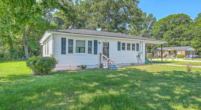 Photo of 218 Breedin St, Manning, SC 29102