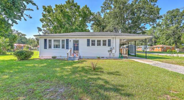 Photo of 218 Breedin St, Manning, SC 29102