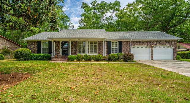 Photo of 206 Brailsford Rd, Summerville, SC 29485