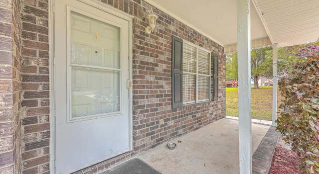 Photo of 313 Fairlawn Dr, Moncks Corner, SC 29461