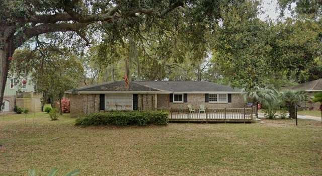 Photo of 833 Robert E Lee Blvd, Charleston, SC 29412