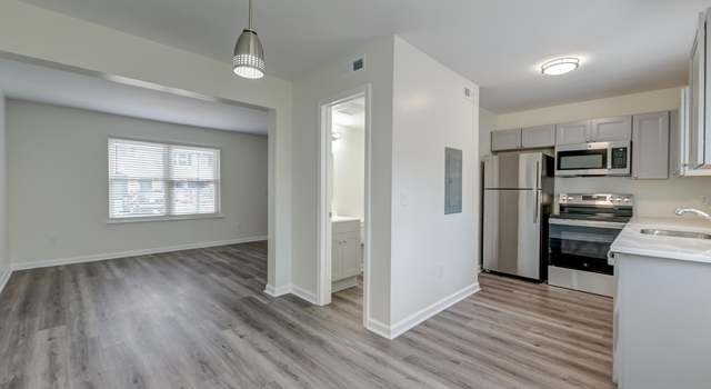 Photo of 415 Parkdale Dr Unit 12d, Charleston, SC 29414