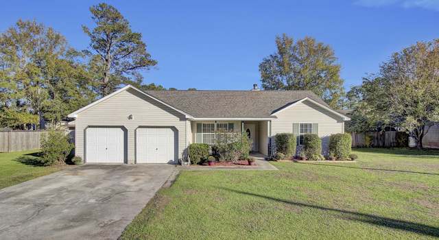 Photo of 1010 Magnolia Ln, Moncks Corner, SC 29461