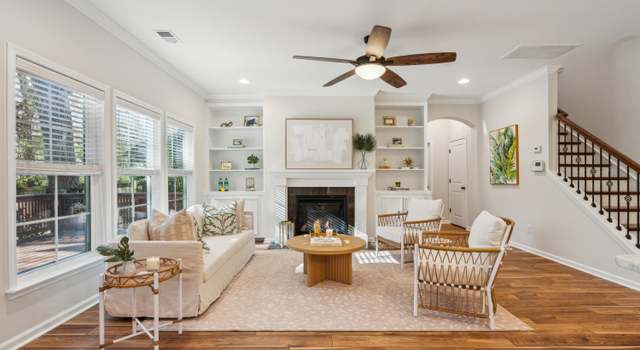Photo of 3920 Hanoverian Dr, Mount Pleasant, SC 29429