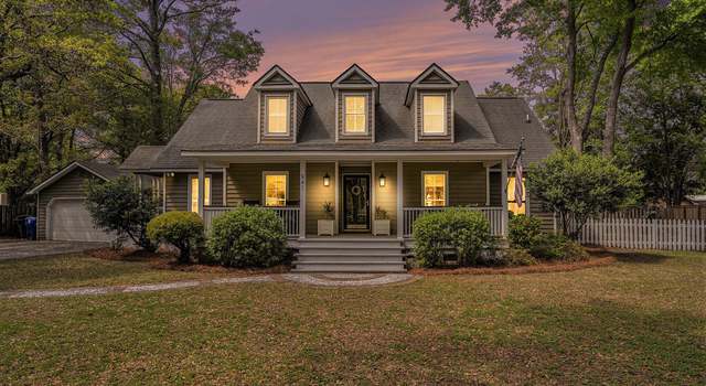 Photo of 941 Pine Hollow Rd, Mount Pleasant, SC 29464
