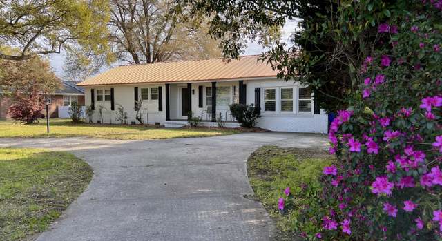 Photo of 1329 Camp Rd, Charleston, SC 29412