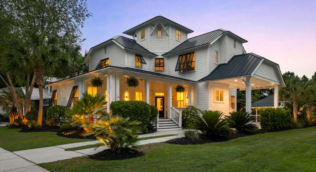 Property at 4009 E Amy Ln, Johns Island, SC 29455, 4 beds, 3.5 baths