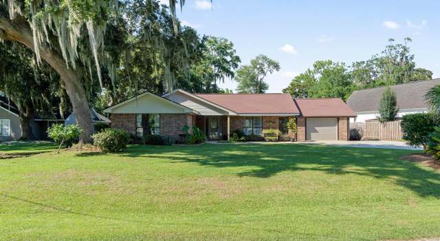 Photo of 6118 Vaux Rd, Beaufort, SC 29906