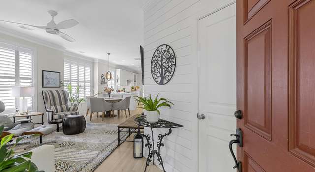 Photo of 2233 Daniel Island Dr, Charleston, SC 29492
