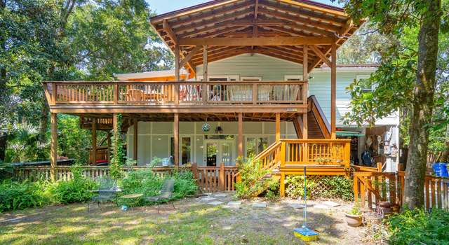 Photo of 412 E Hudson Ave, Folly Beach, SC 29439
